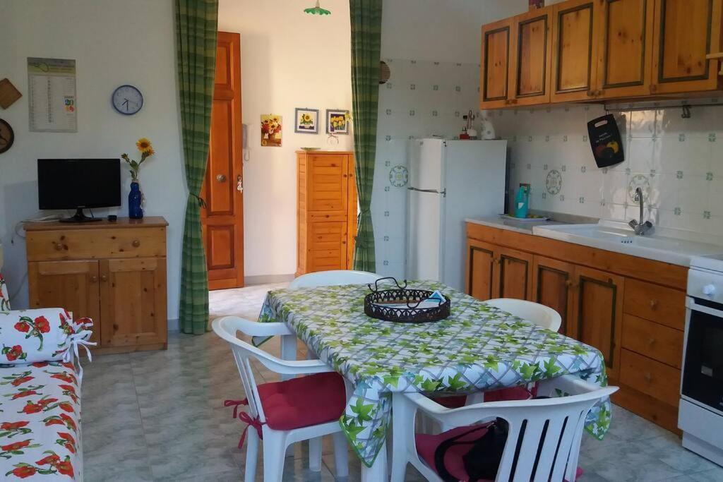 Casa Catalogna , Vicino Al Centro Storico. Villa Lipari  Luaran gambar