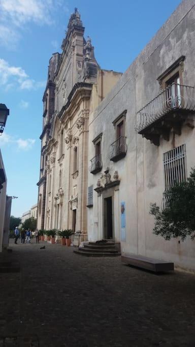 Casa Catalogna , Vicino Al Centro Storico. Villa Lipari  Luaran gambar